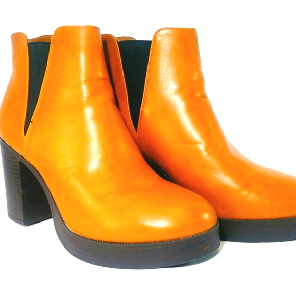 Ankle boots - Picture 3 of 16